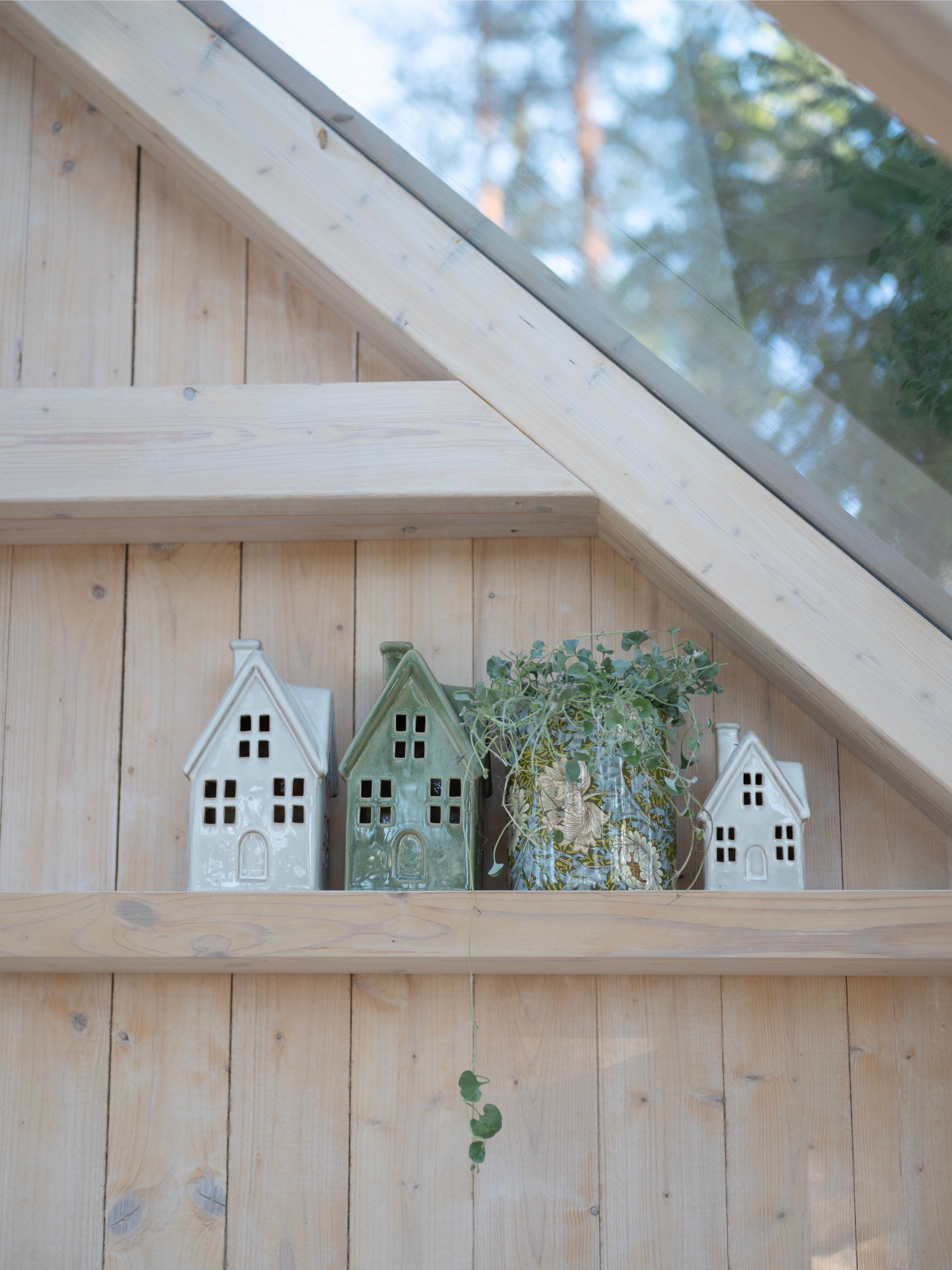 Wilma LED Green Melange Decorative Houses