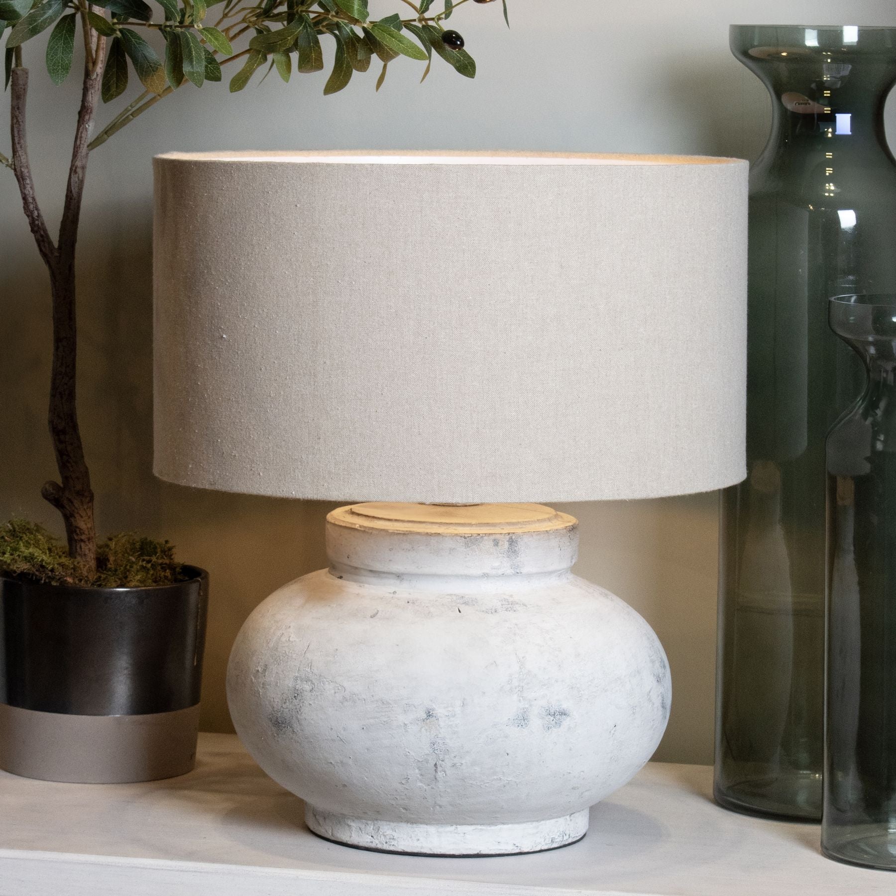 Darcy Antique White Squat Table Lampbase