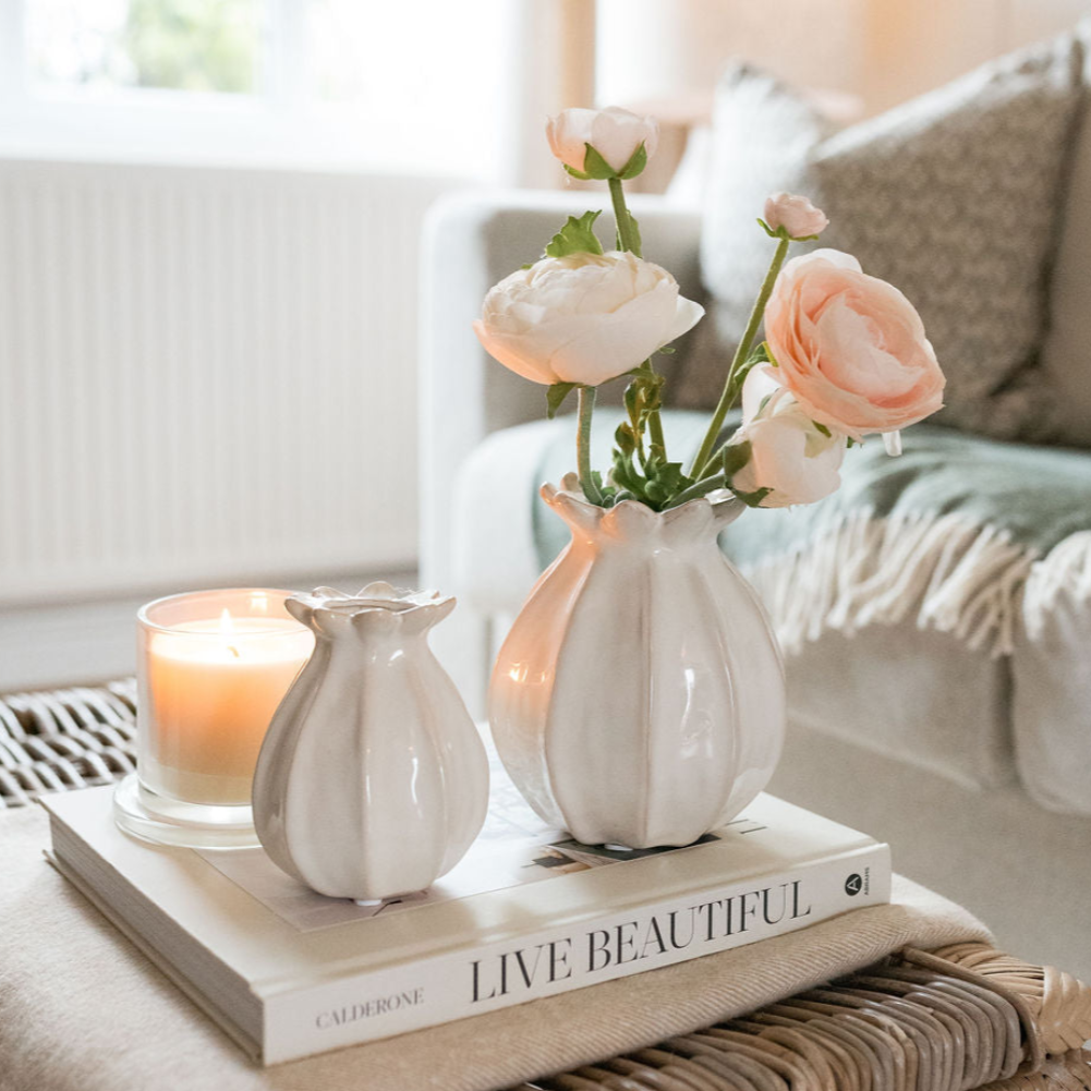 Lillan Off White Poppy Seed Vase