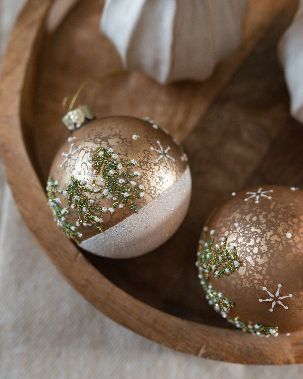 Mottled Gold & White Sparkling Glass Bauble with Trees