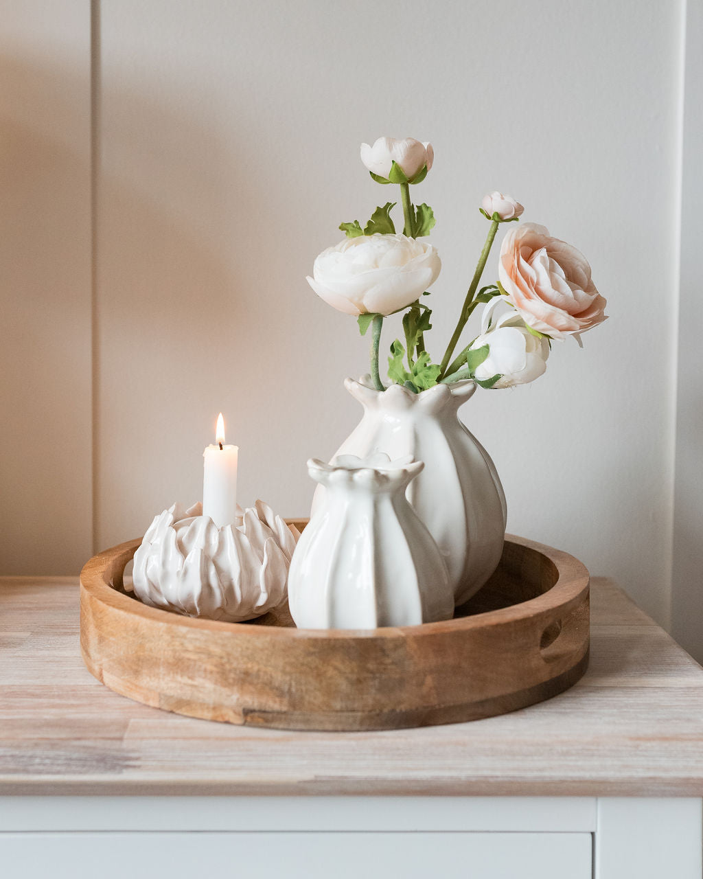Lillan Off White Poppy Seed Vase