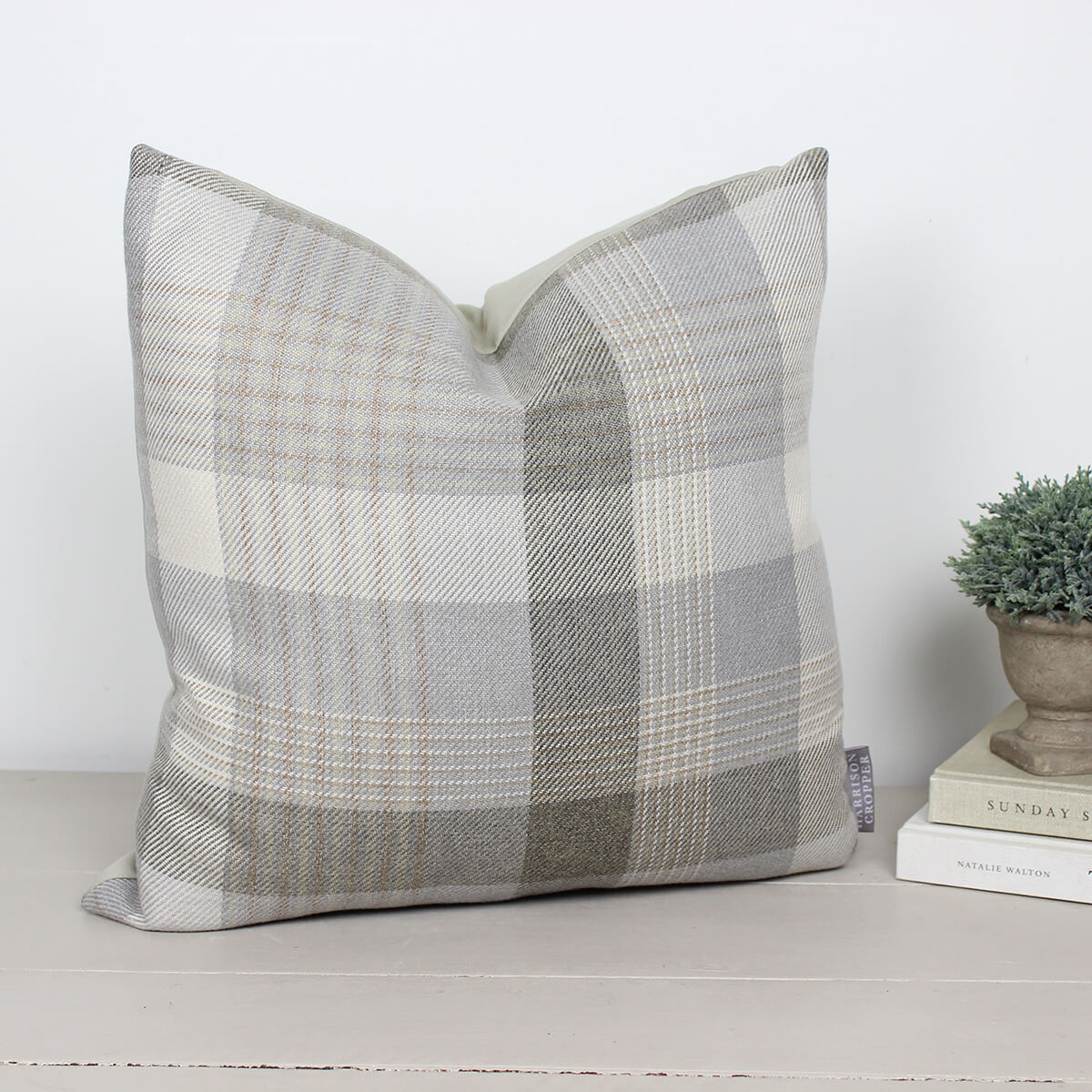 Katrine Cloud Cushion