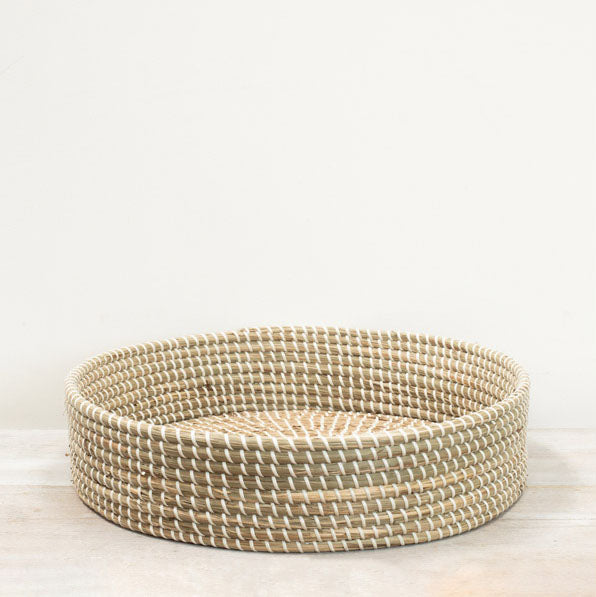 Large Round Seagrass Tray