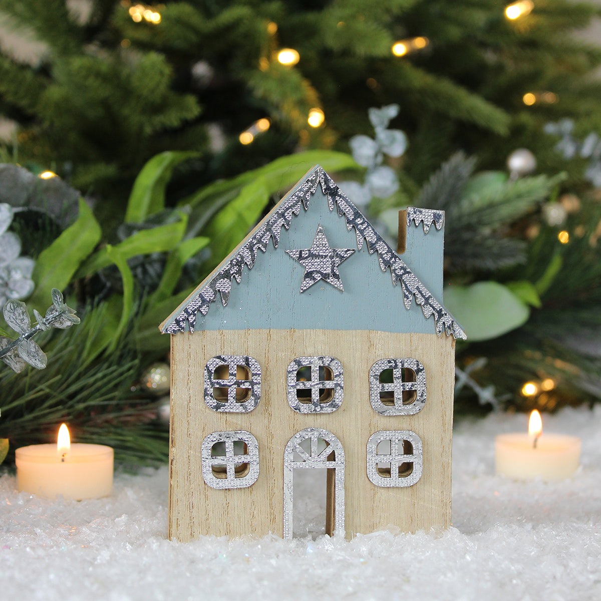 Short Winter Wonderland Blue Wooden House
