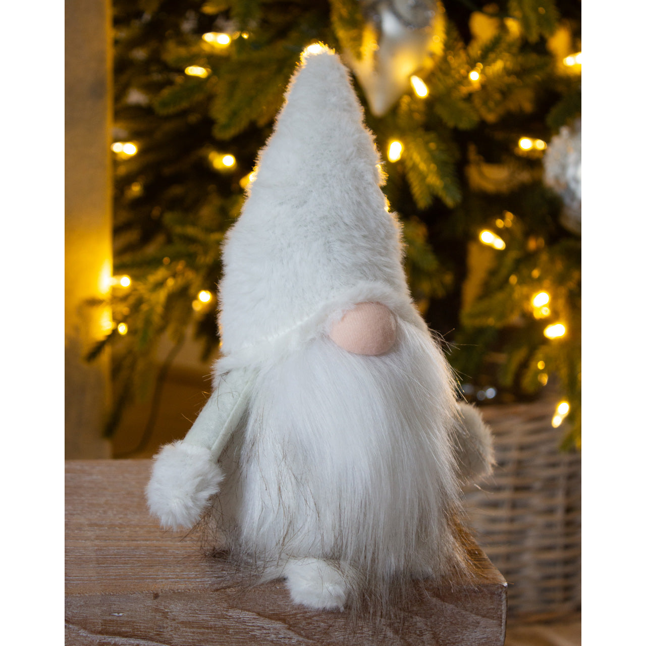 Dustin Sitting Gnome