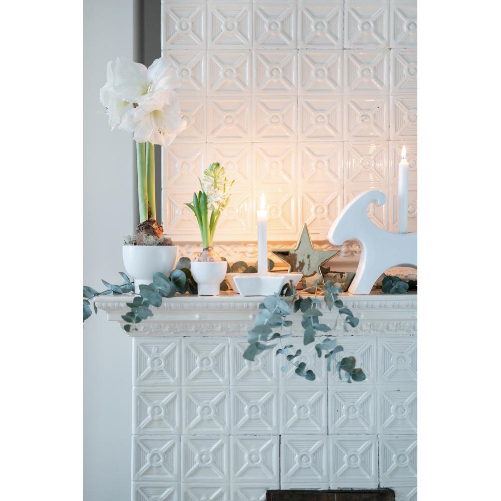 White Star Shaped NELLIE Candle Holder