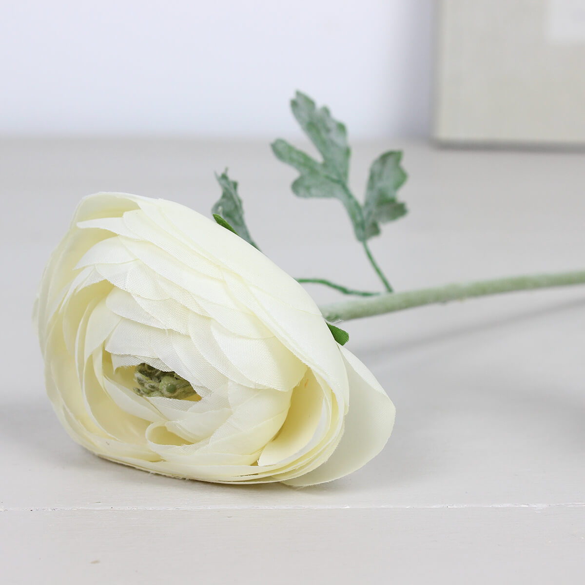 Faux Cream Ranunculus Stem